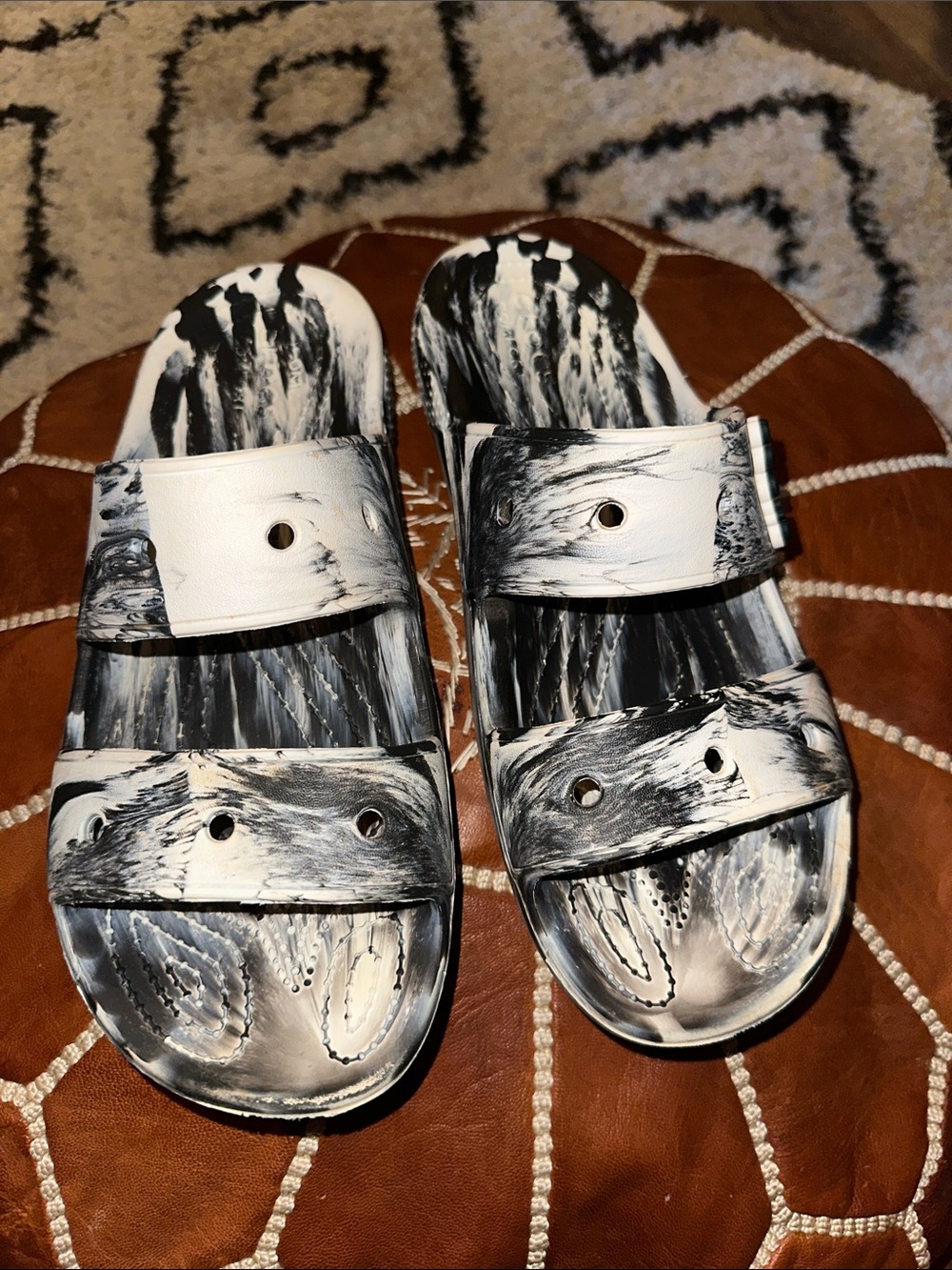 Women’s crocs Black & White Marble Slide Sandals